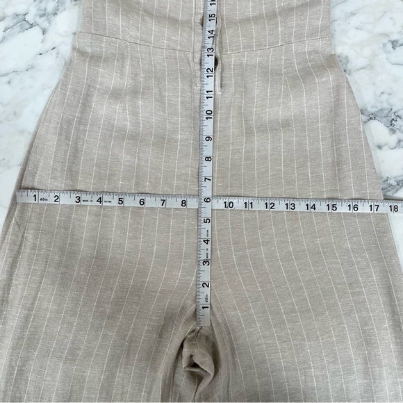 Romeo + Juliet tan linen rayon striped jumpsuit open back tie size small - Picture 10 of 12